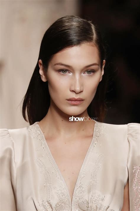 fendi fw 2018 makeup white|Fendi Fall 2018 makeup: a Touch of White .